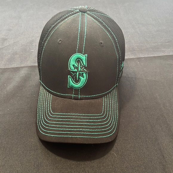 NWT Seattle Mariners, men’s fitted hat - Picture 1 of 5
